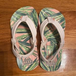 7/8 Toddler Girl Reef Flip Flops